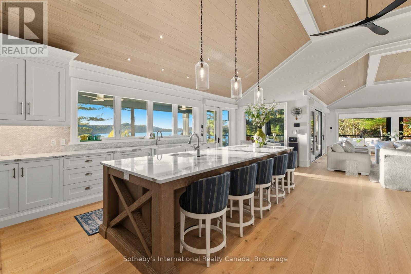 800 Big Island Road, Huntsville, Ontario  P1H 2J2 - Photo 9 - X12447480