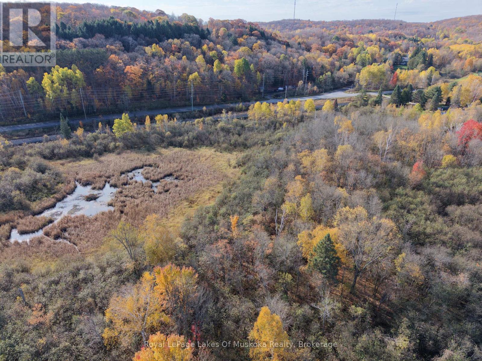 820 Bayshore Boulevard, Huntsville, Ontario  P1H 1Y7 - Photo 2 - X12447745