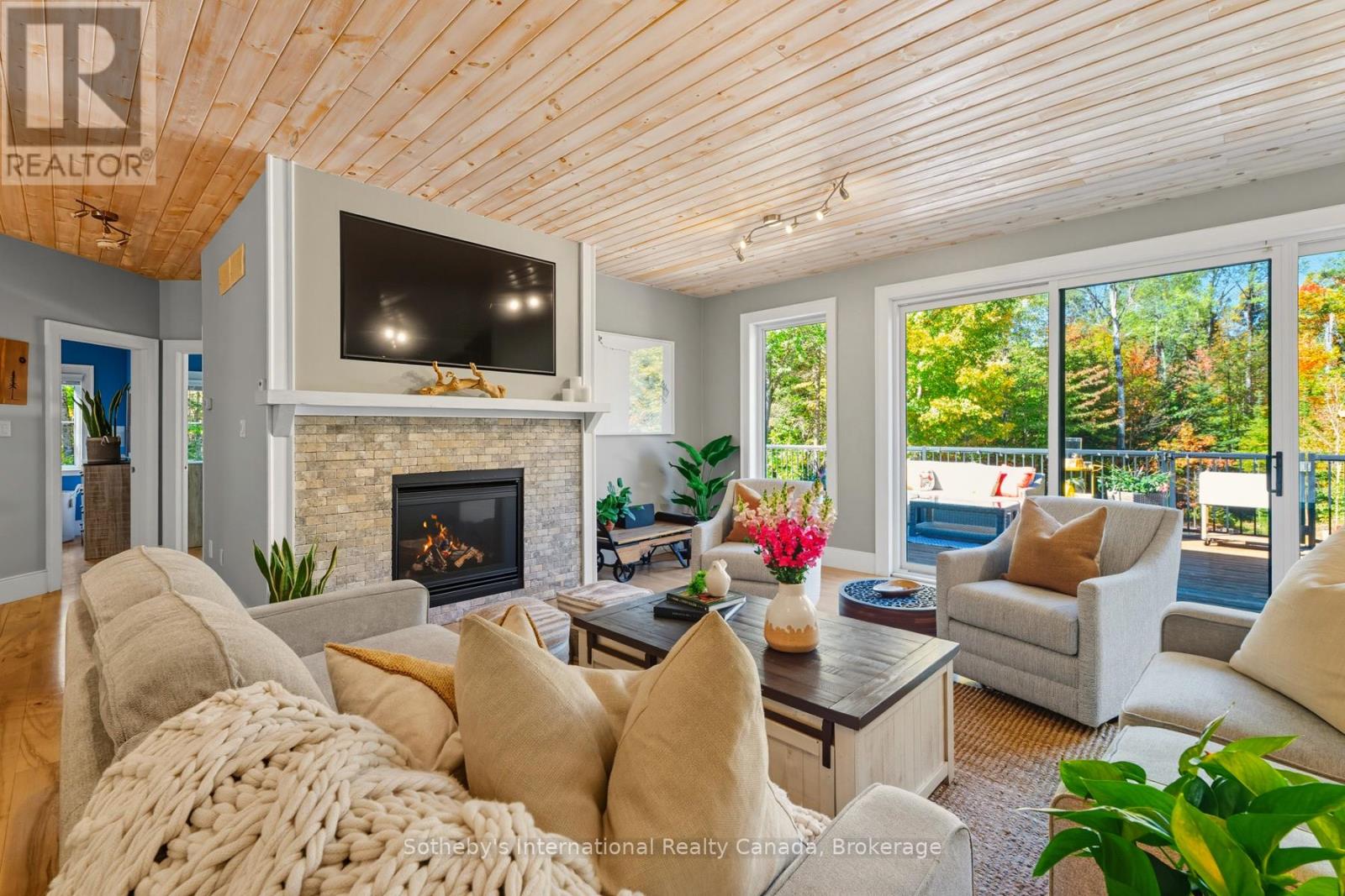 64 Bowyer Road, Huntsville, Ontario  P1H 2J4 - Photo 17 - X12448426