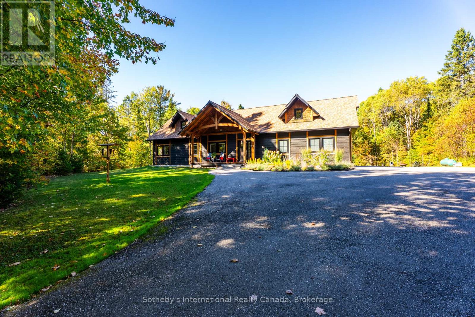 64 Bowyer Road, Huntsville, Ontario  P1H 2J4 - Photo 2 - X12448426