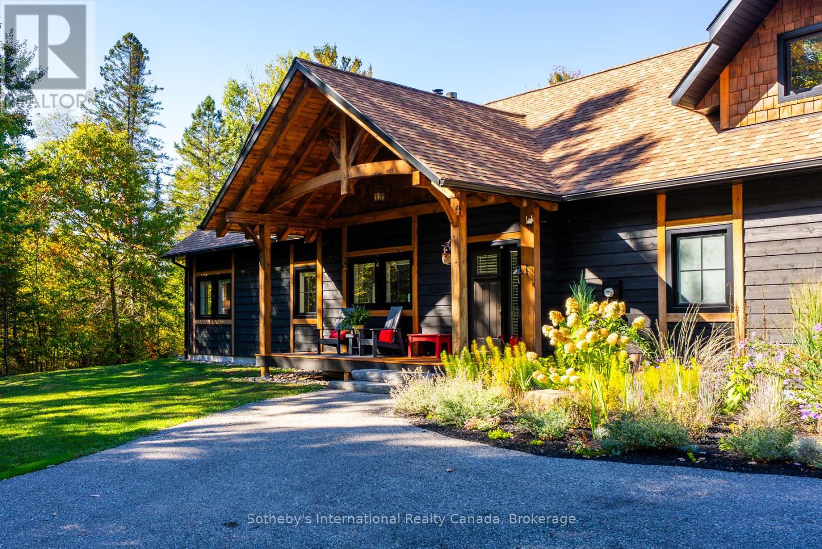 64 Bowyer Road, Huntsville, Ontario  P1H 2J4 - Photo 3 - X12448426