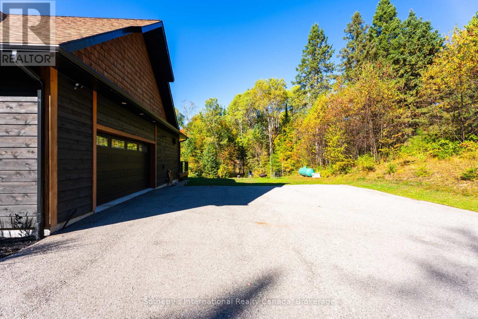 64 Bowyer Road, Huntsville, Ontario  P1H 2J4 - Photo 6 - X12448426