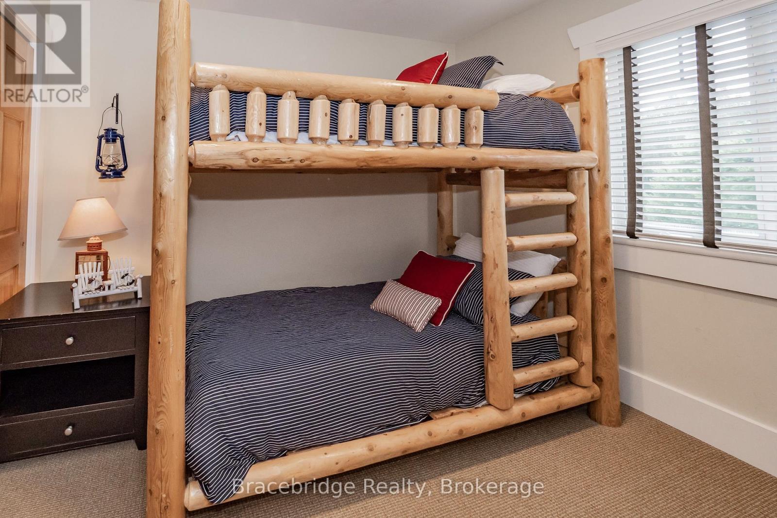 Villa 6 W1 Or W10 - 1020 Birch Glen Road Highway, Lake Of Bays, Ontario  P0B 1A0 - Photo 24 - X12448611