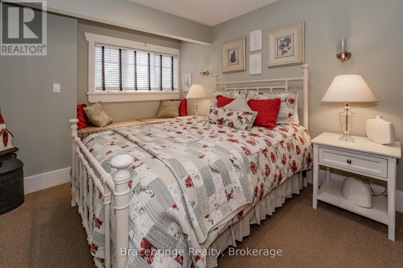 Villa 6 W1 Or W10 - 1020 Birch Glen Road Highway, Lake Of Bays, Ontario  P0B 1A0 - Photo 25 - X12448611