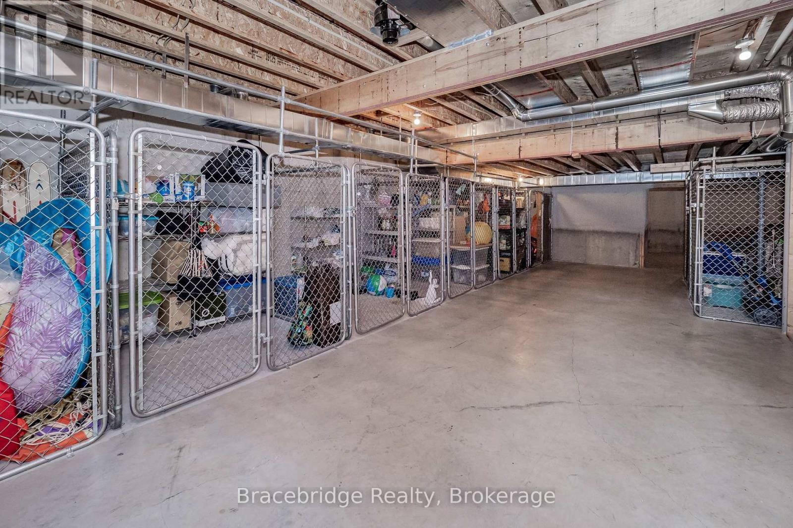 Villa 6 W1 Or W10 - 1020 Birch Glen Road Highway, Lake Of Bays, Ontario  P0B 1A0 - Photo 31 - X12448611