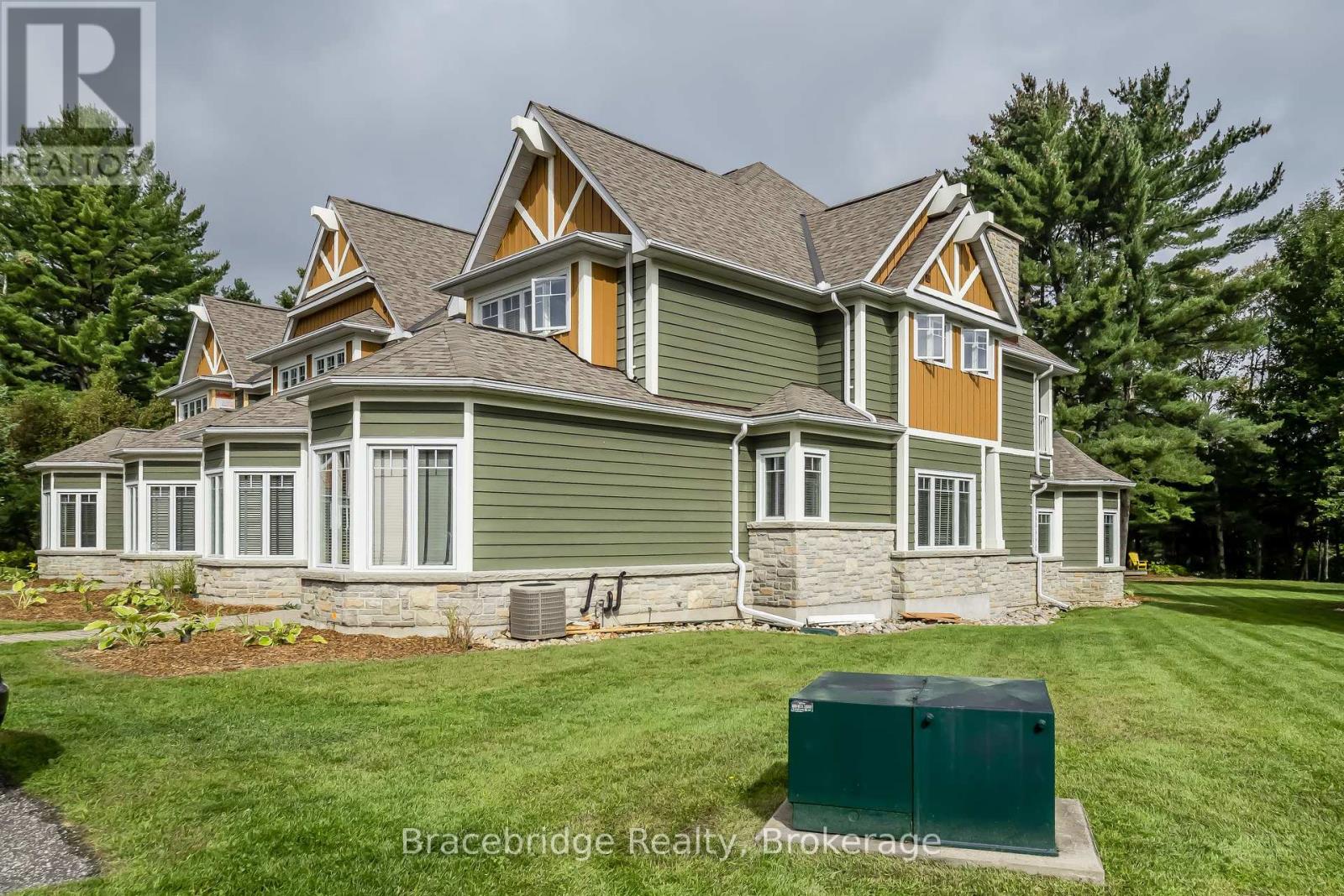 Villa 6 W1 Or W10 - 1020 Birch Glen Road Highway, Lake Of Bays, Ontario  P0B 1A0 - Photo 34 - X12448611