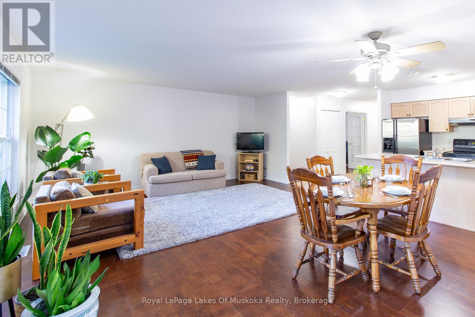 110 - 24 Ontario Street, Bracebridge, Ontario  P1L 2H5 - Photo 14 - X12448690