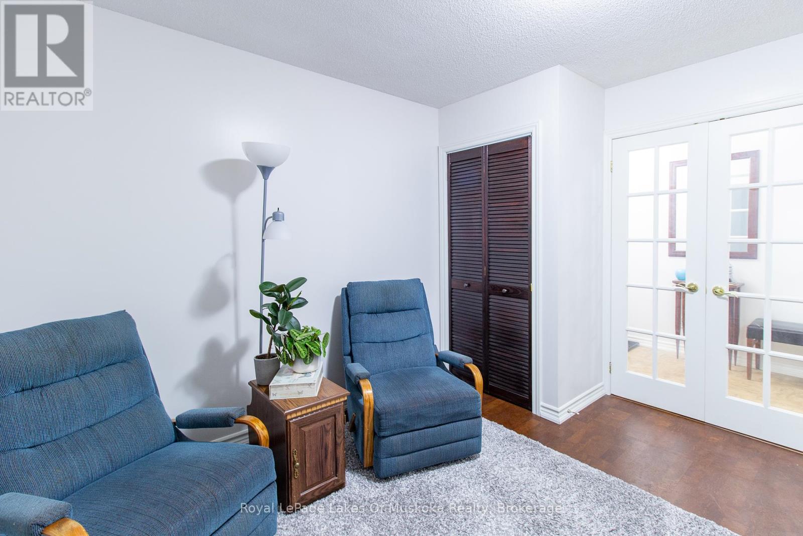 110 - 24 Ontario Street, Bracebridge, Ontario  P1L 2H5 - Photo 18 - X12448690