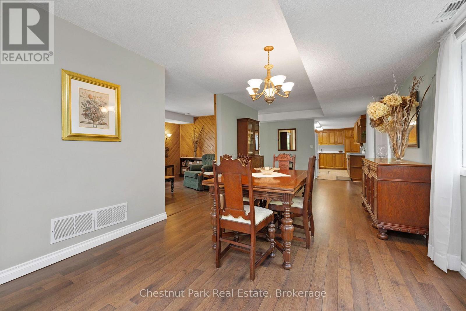 3711 Brunel Road, Lake Of Bays, Ontario  P0B 1A0 - Photo 12 - X12450067