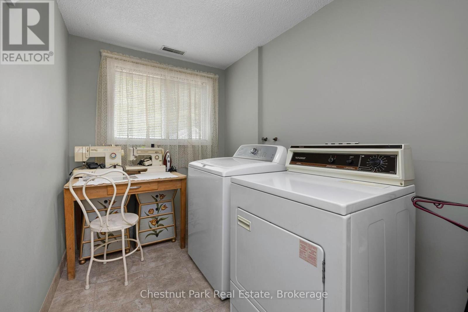 3711 Brunel Road, Lake Of Bays, Ontario  P0B 1A0 - Photo 21 - X12450067