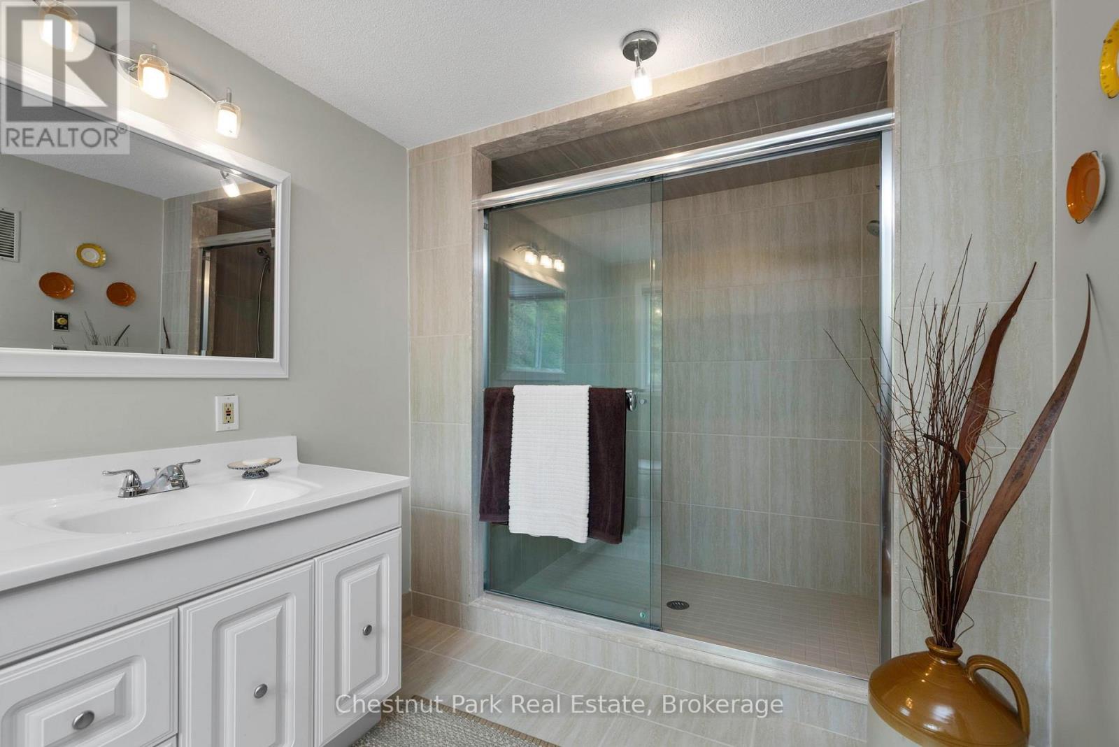 3711 Brunel Road, Lake Of Bays, Ontario  P0B 1A0 - Photo 32 - X12450067