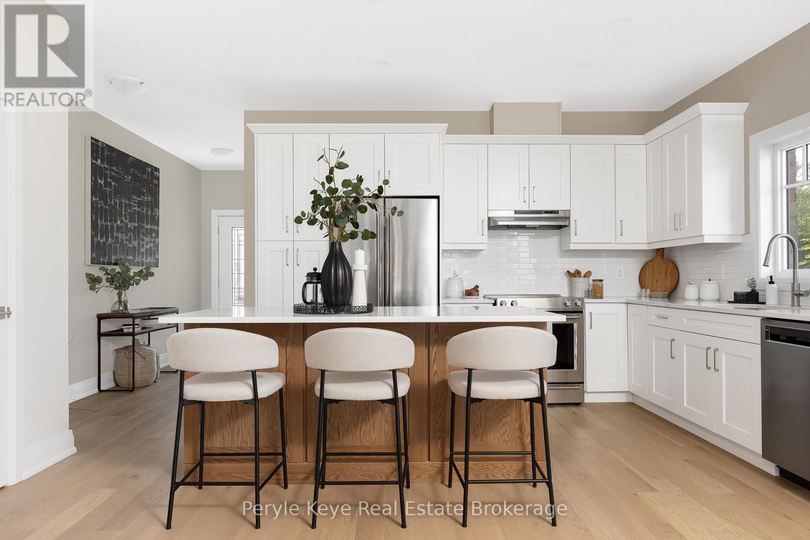 14 Charles Morley Boulevard, Huntsville, Ontario  P1H 0G5 - Photo 16 - X12451087