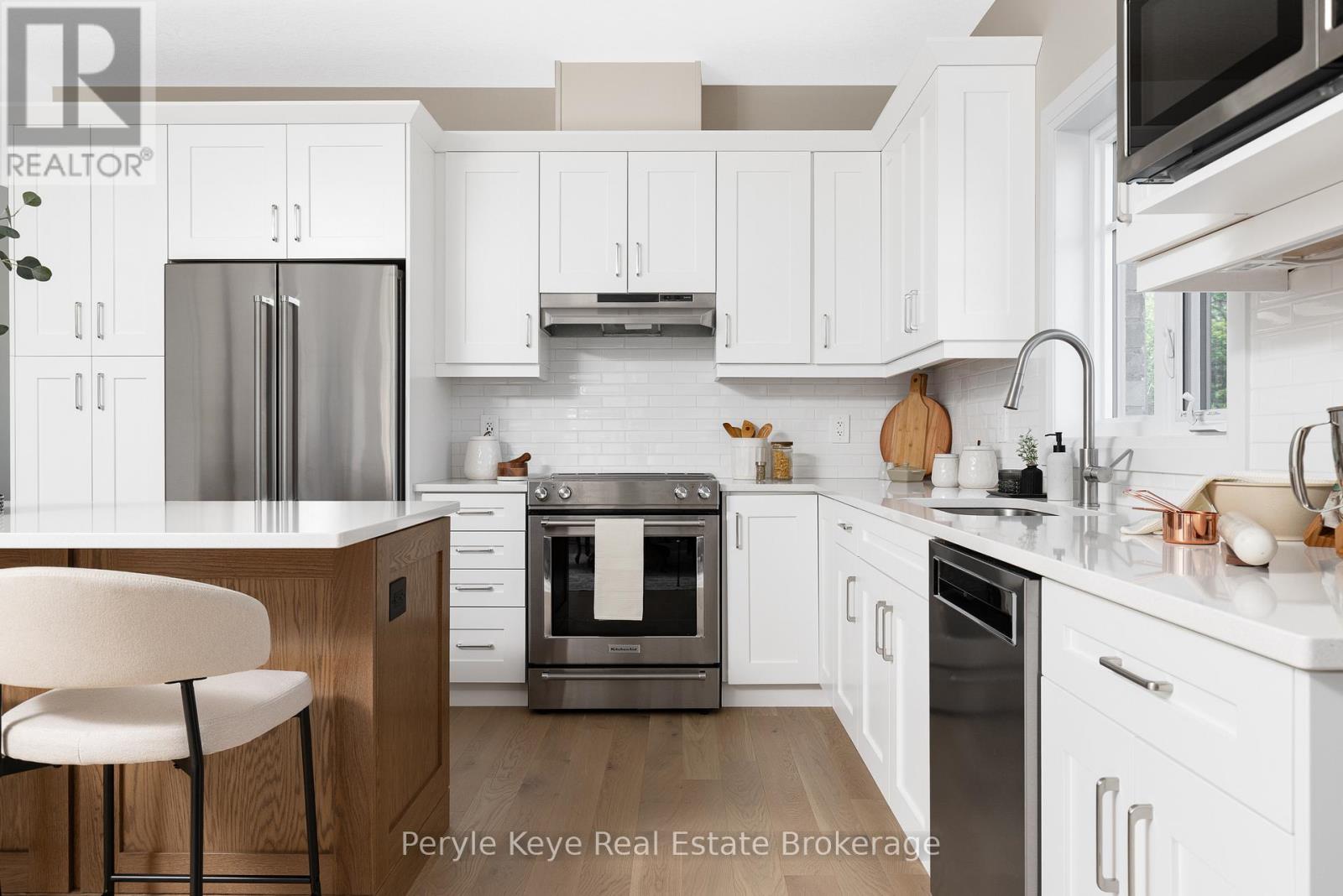 14 Charles Morley Boulevard, Huntsville, Ontario  P1H 0G5 - Photo 20 - X12451087