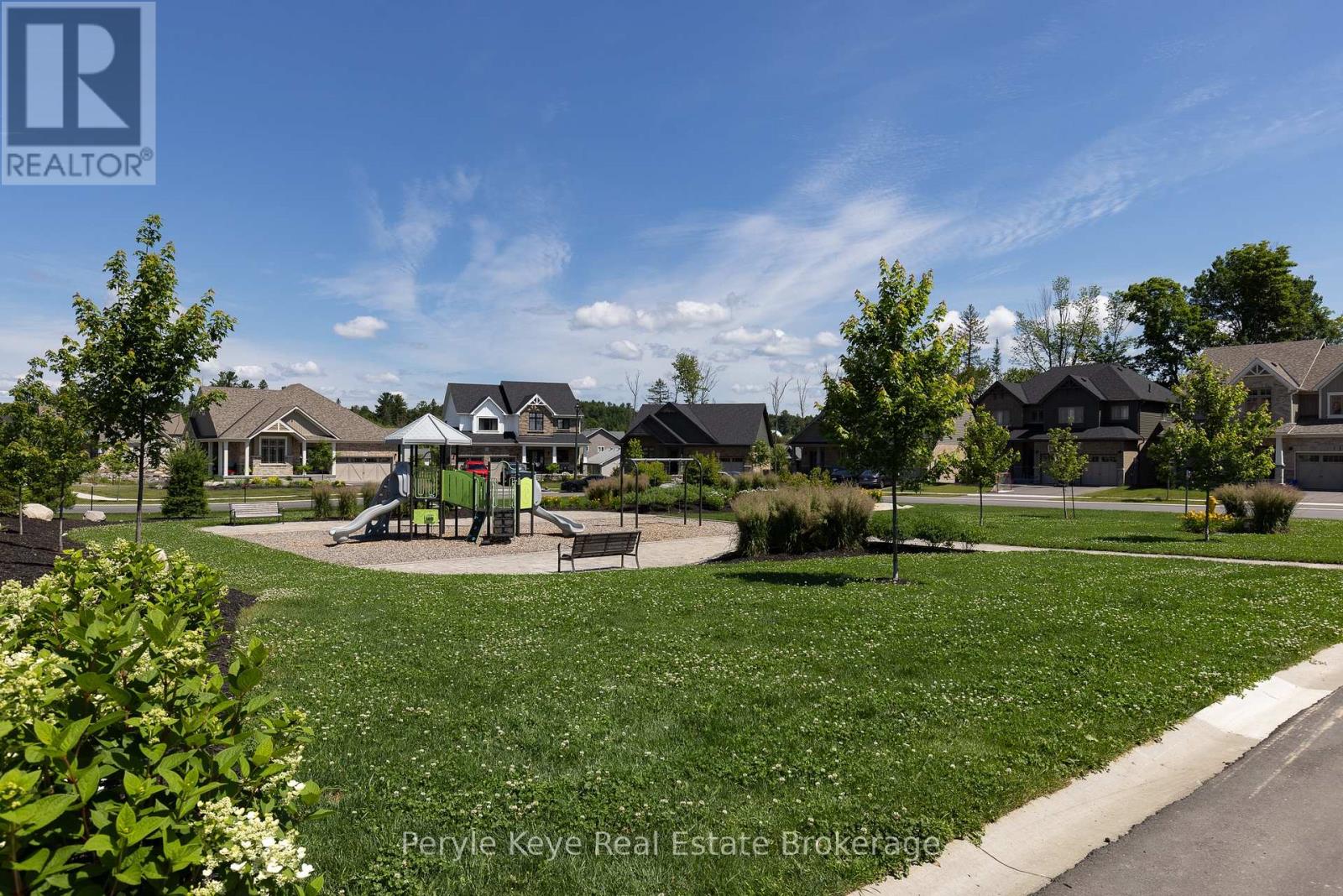 14 Charles Morley Boulevard, Huntsville, Ontario  P1H 0G5 - Photo 45 - X12451087