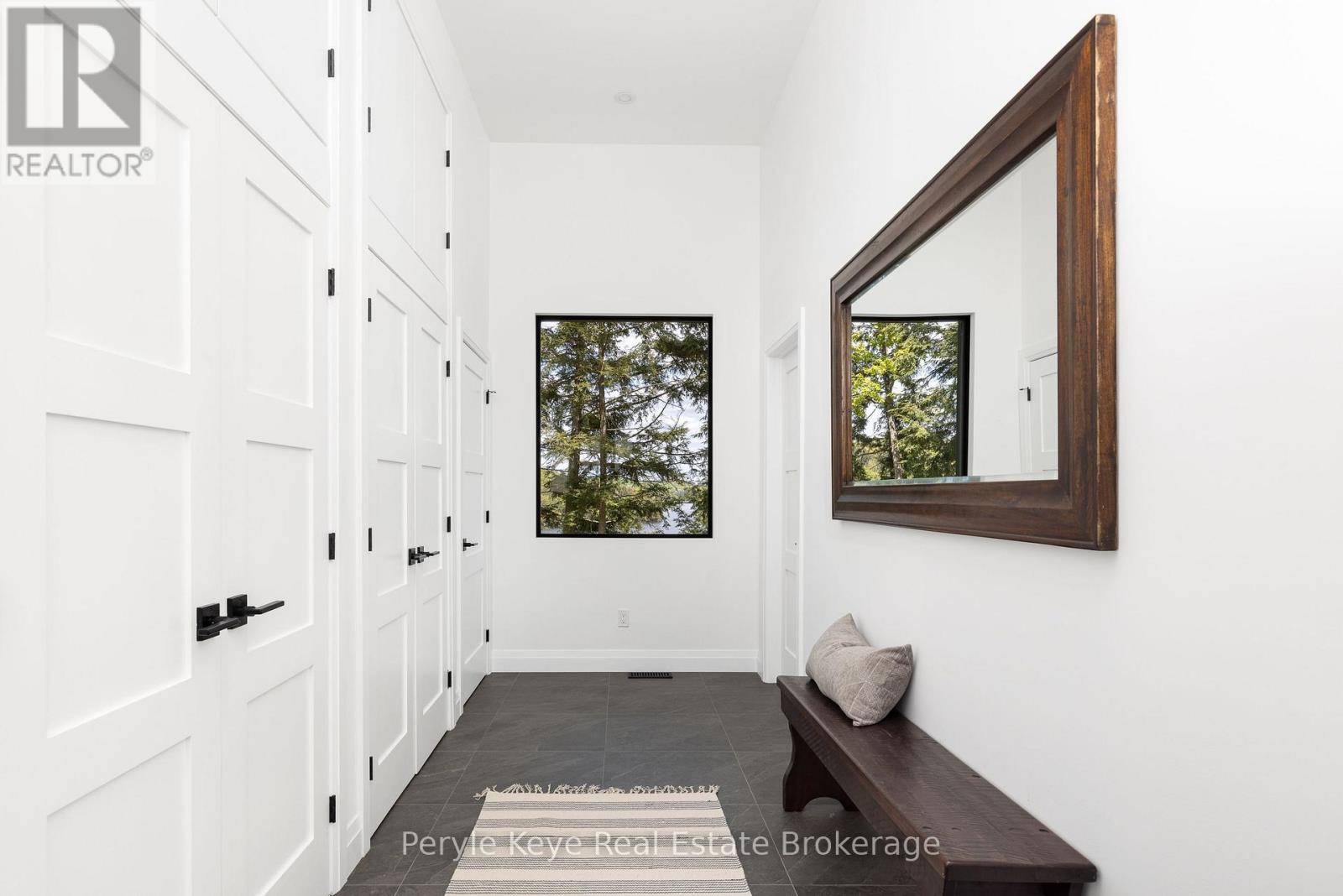 86 Claren Crescent, Huntsville, Ontario  P1H 0C3 - Photo 25 - X12451111