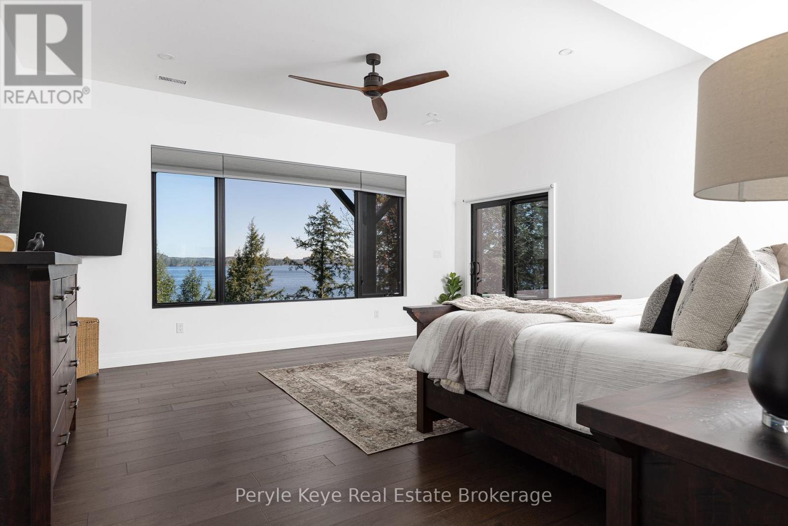 86 Claren Crescent, Huntsville, Ontario  P1H 0C3 - Photo 31 - X12451111