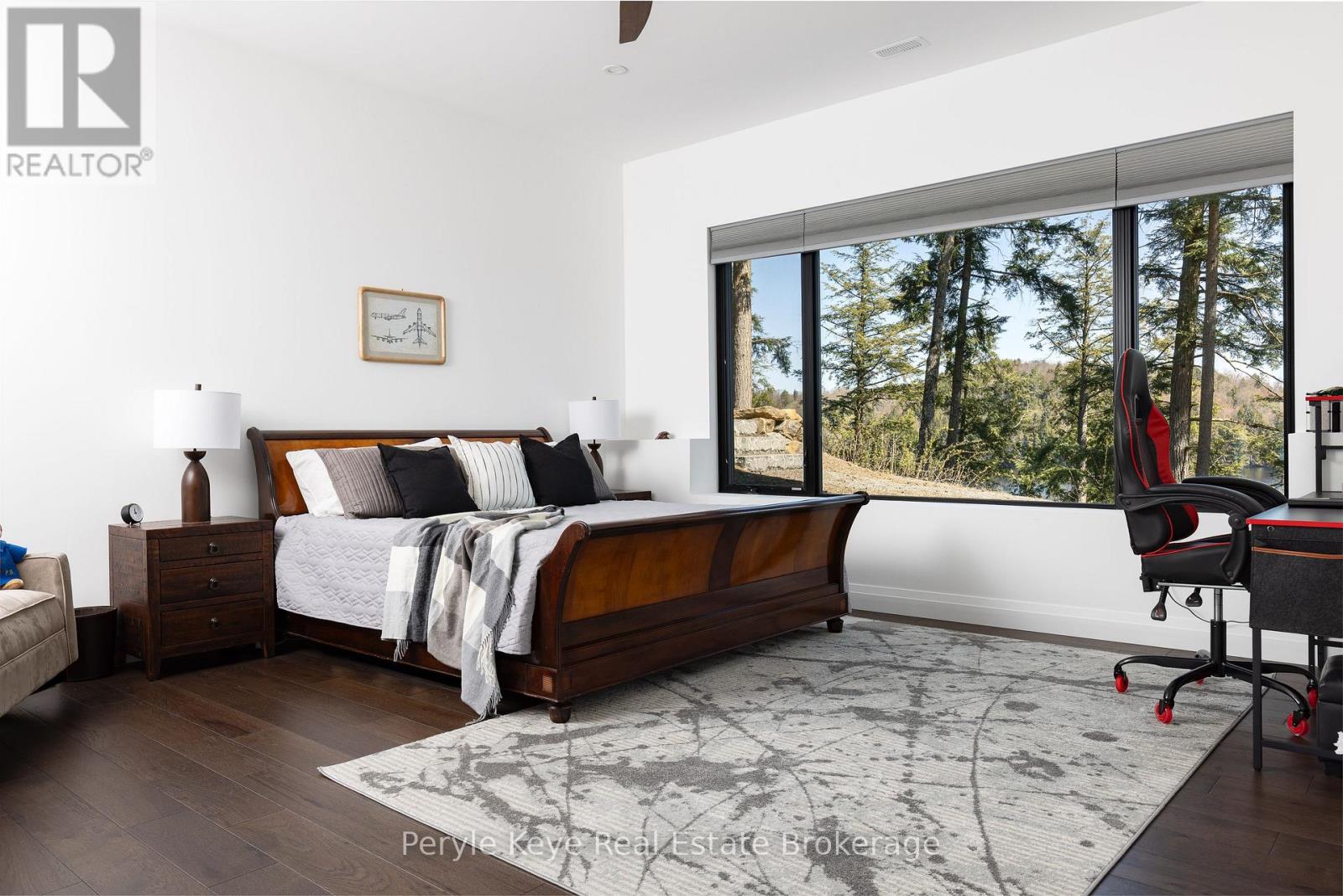 86 Claren Crescent, Huntsville, Ontario  P1H 0C3 - Photo 37 - X12451111