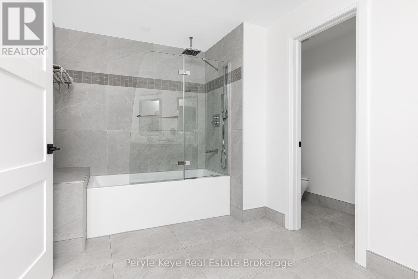 86 Claren Crescent, Huntsville, Ontario  P1H 0C3 - Photo 39 - X12451111