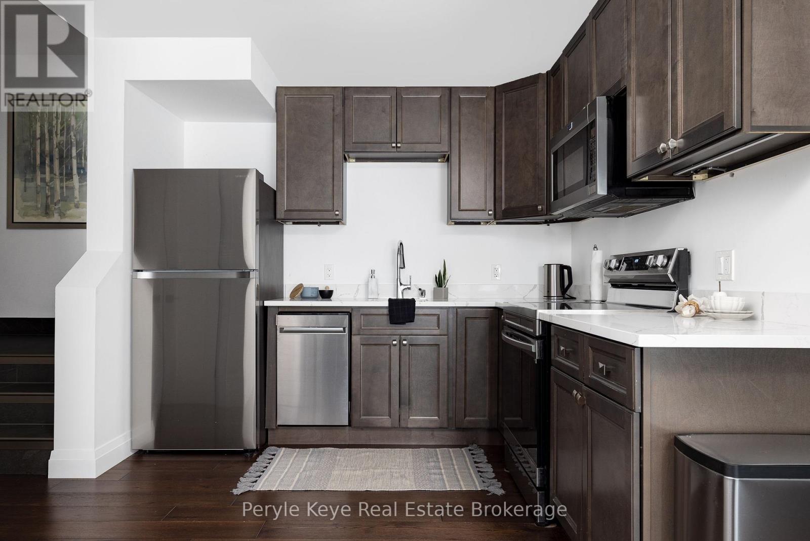 86 Claren Crescent, Huntsville, Ontario  P1H 0C3 - Photo 41 - X12451111