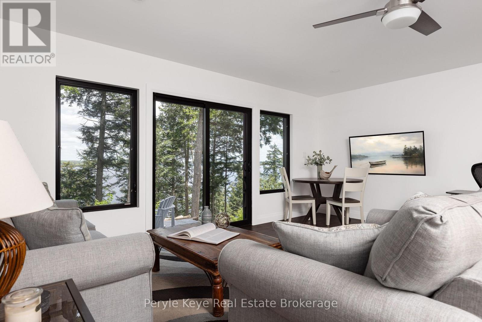 86 Claren Crescent, Huntsville, Ontario  P1H 0C3 - Photo 42 - X12451111