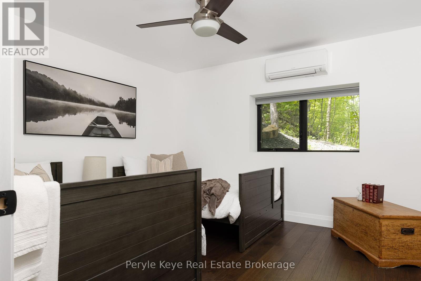 86 Claren Crescent, Huntsville, Ontario  P1H 0C3 - Photo 45 - X12451111