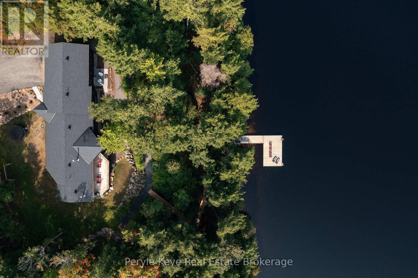 86 Claren Crescent, Huntsville, Ontario  P1H 0C3 - Photo 8 - X12451111