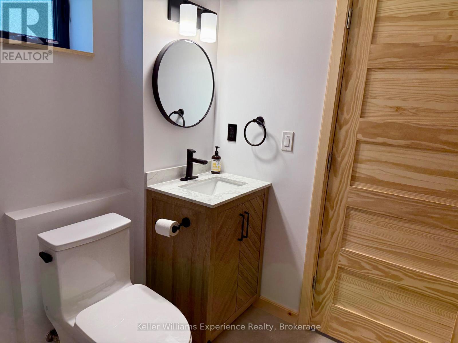 753 Honey Harbour Road, Georgian Bay, Ontario  L0K 1S0 - Photo 17 - X12451673