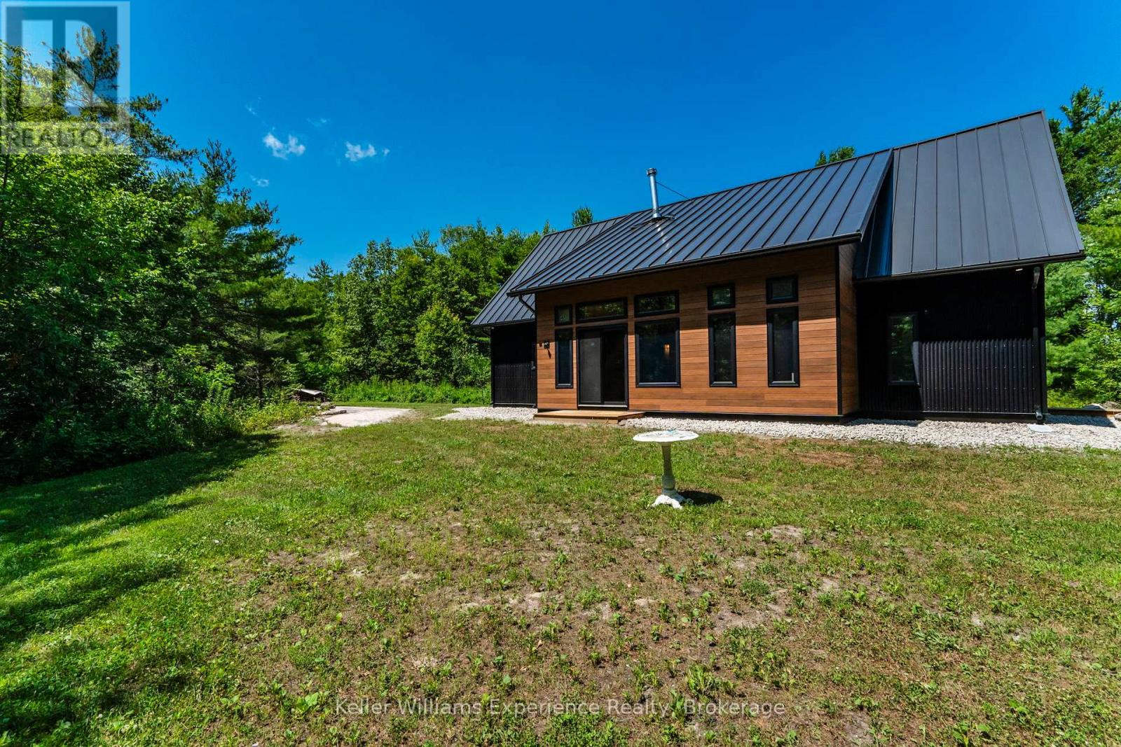 753 Honey Harbour Road, Georgian Bay, Ontario  L0K 1S0 - Photo 2 - X12451673