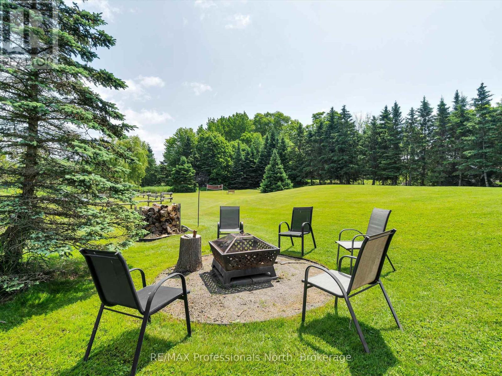 1287 Golden Beach Road, Bracebridge, Ontario  P1L 1W8 - Photo 7 - X12451690