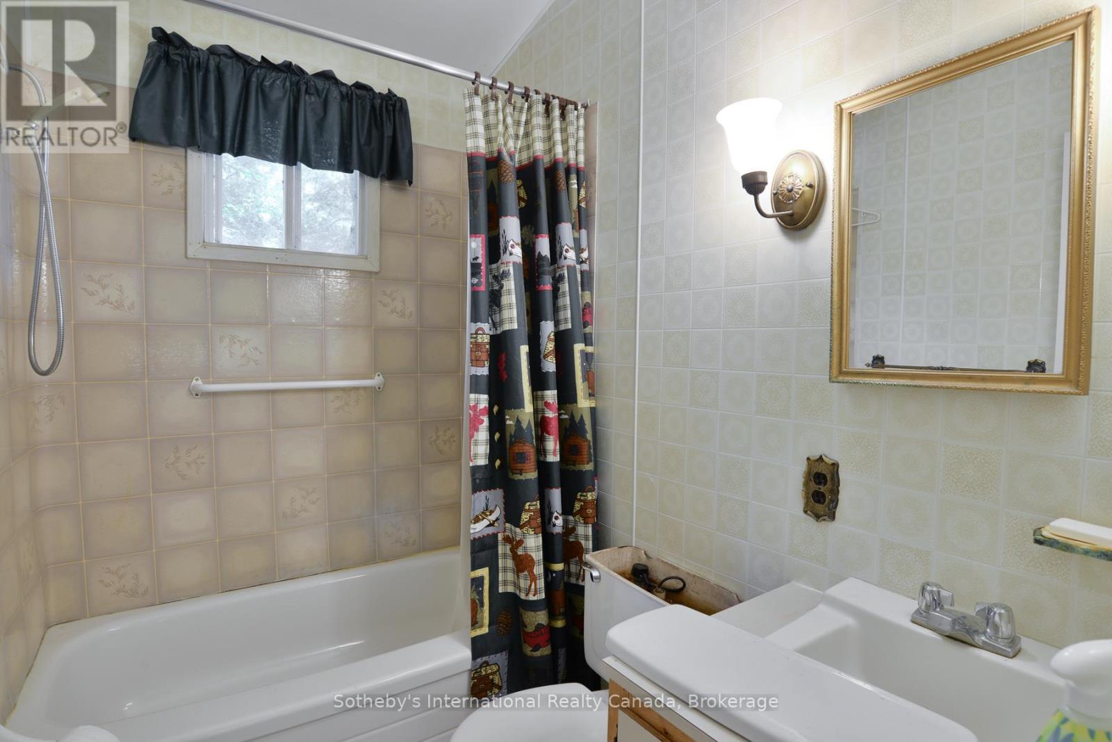 1338 Browning Isl Island, Bracebridge, Ontario  P1L 1X2 - Photo 14 - X12452498