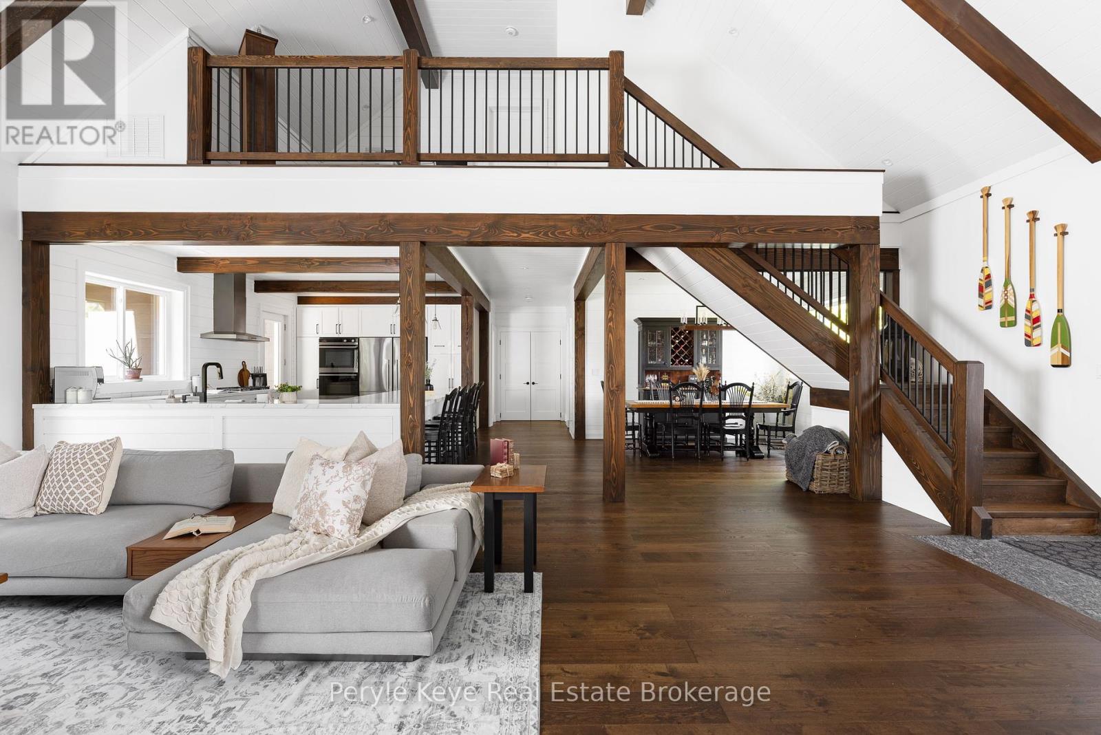 1100 Xavier Street, Gravenhurst, Ontario  P0E 1G0 - Photo 11 - X12453391