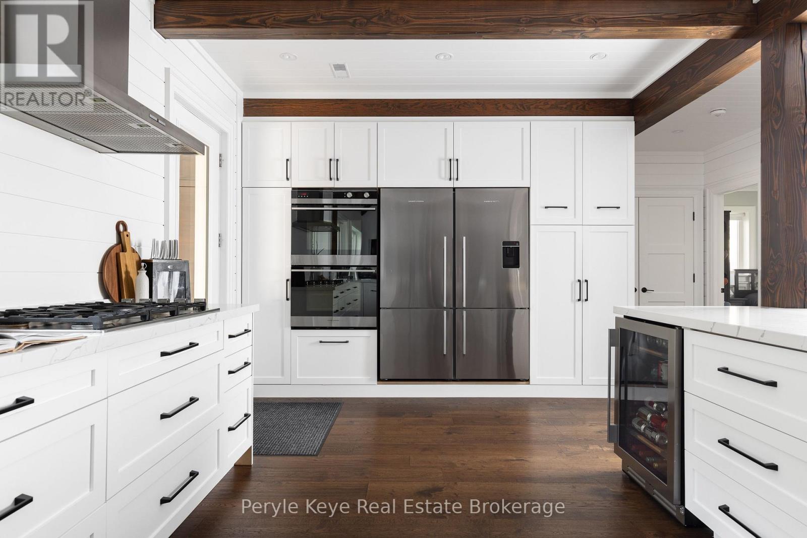 1100 Xavier Street, Gravenhurst, Ontario  P0E 1G0 - Photo 17 - X12453391