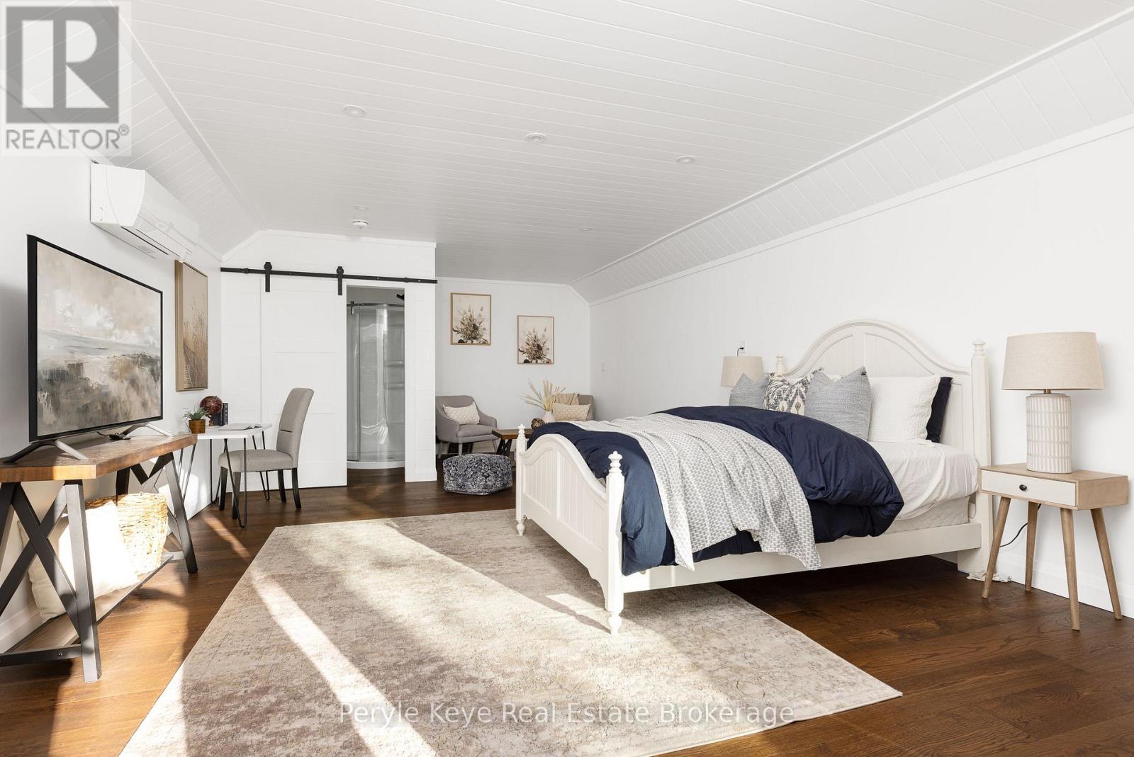 1100 Xavier Street, Gravenhurst, Ontario  P0E 1G0 - Photo 36 - X12453391