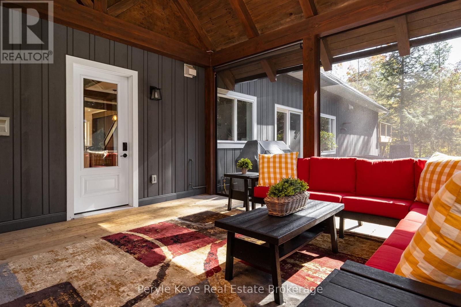 1100 Xavier Street, Gravenhurst, Ontario  P0E 1G0 - Photo 38 - X12453391