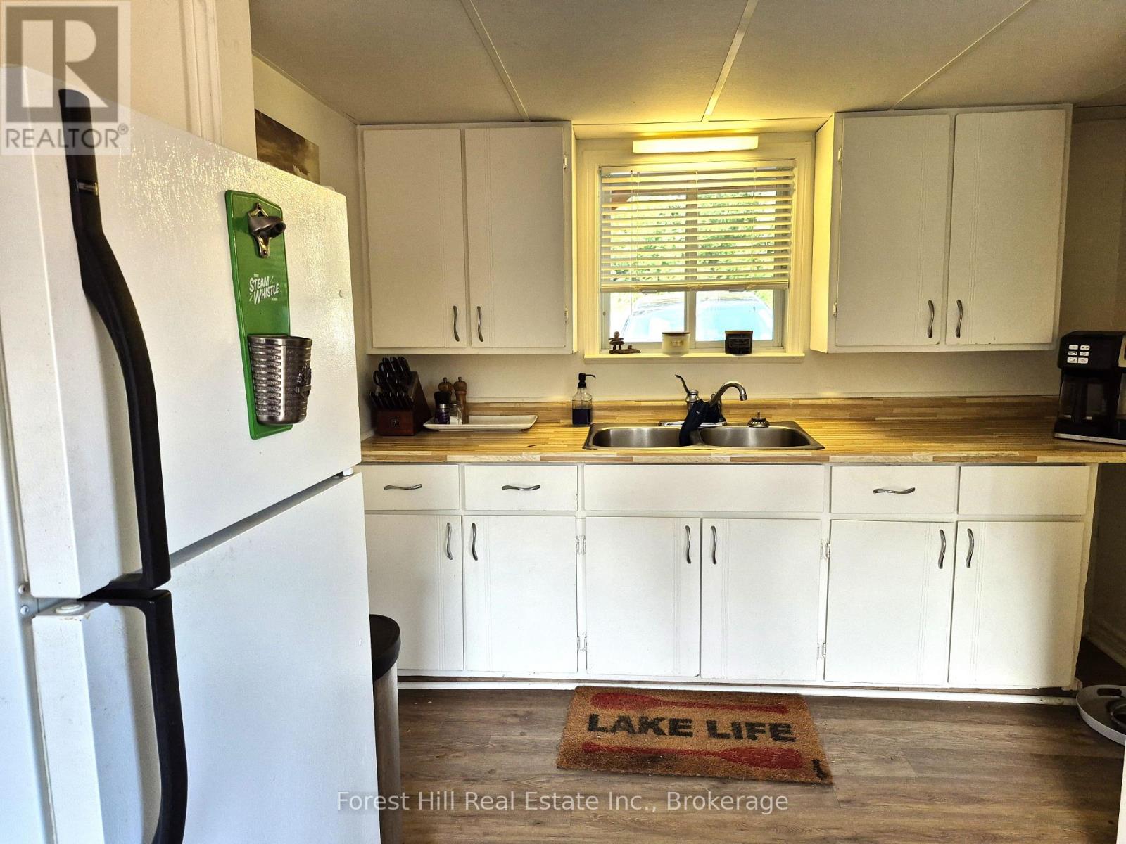 77 James Bay Junction Road S, Seguin, Ontario  P2A 0B2 - Photo 15 - X12453718