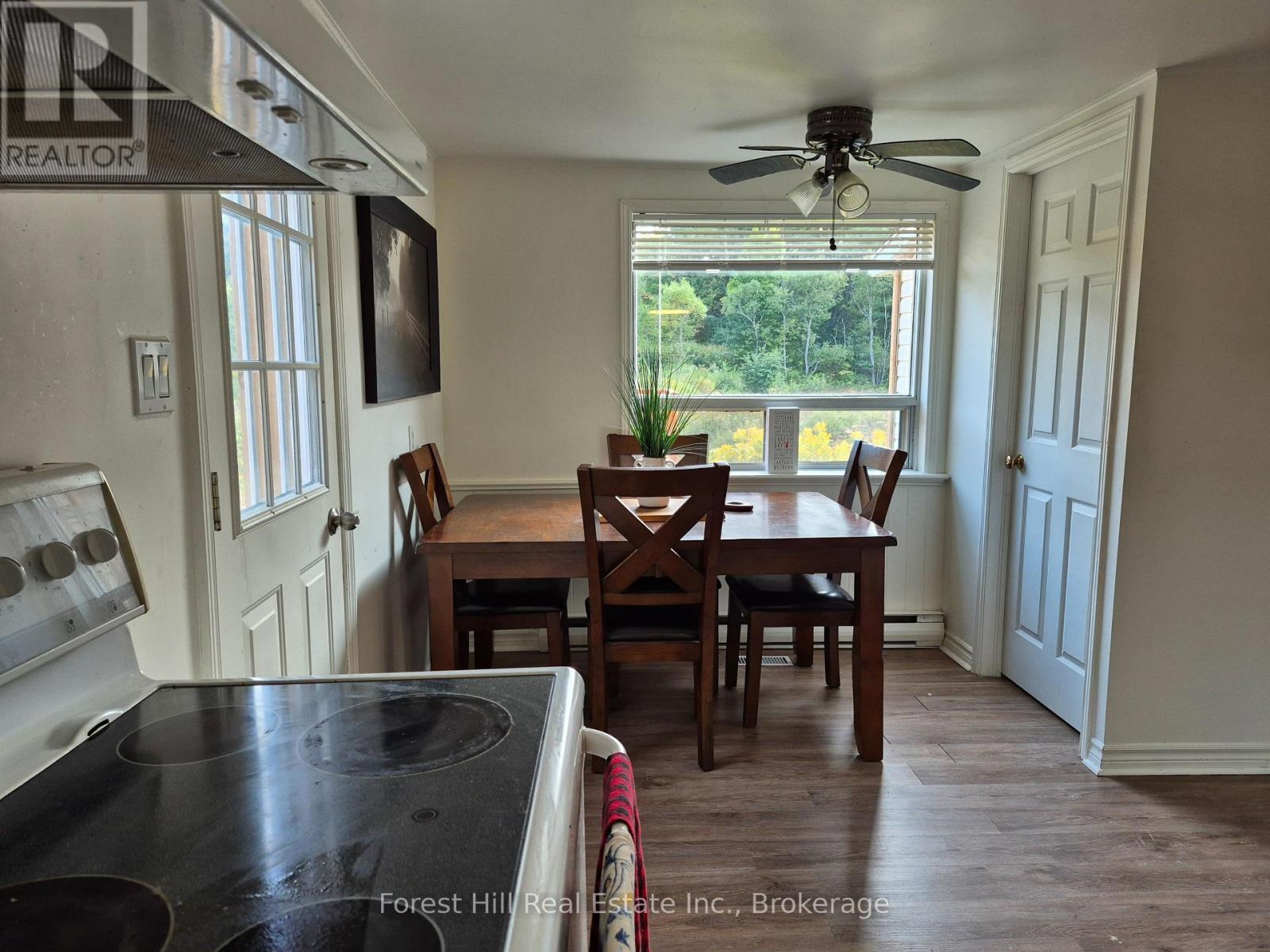 77 James Bay Junction Road S, Seguin, Ontario  P2A 0B2 - Photo 17 - X12453718