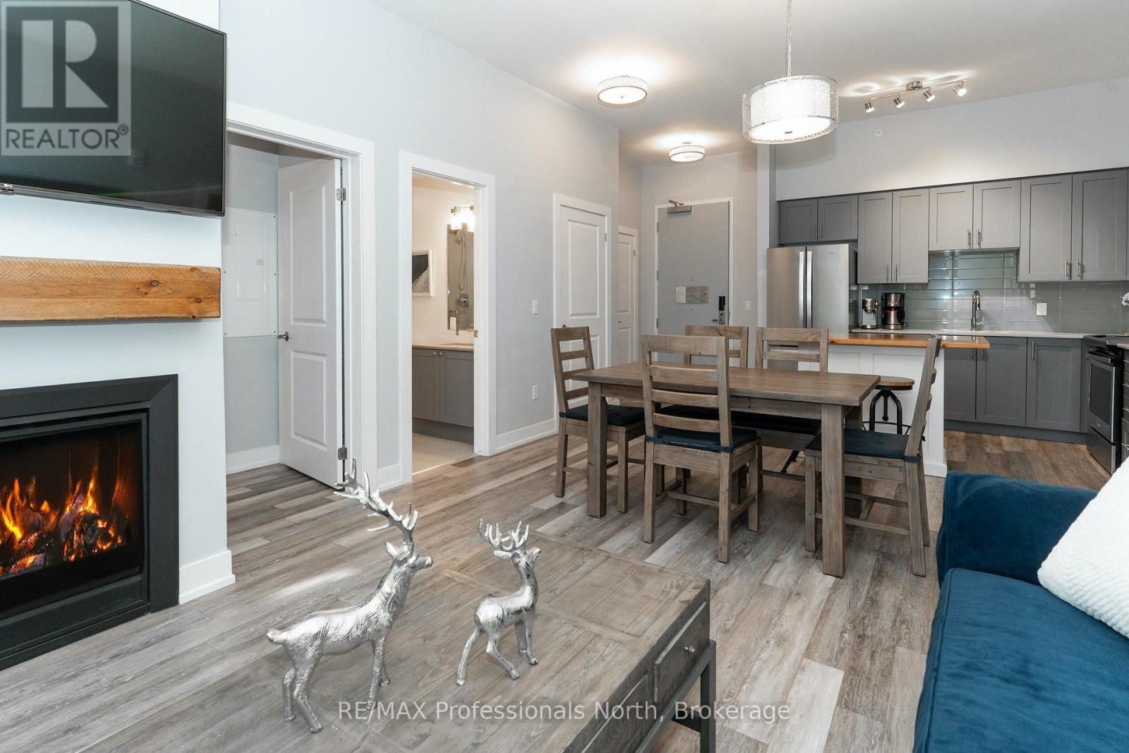 100 - 25 Pen Lake Point Road, Huntsville, Ontario  P1H 1A9 - Photo 14 - X12453981