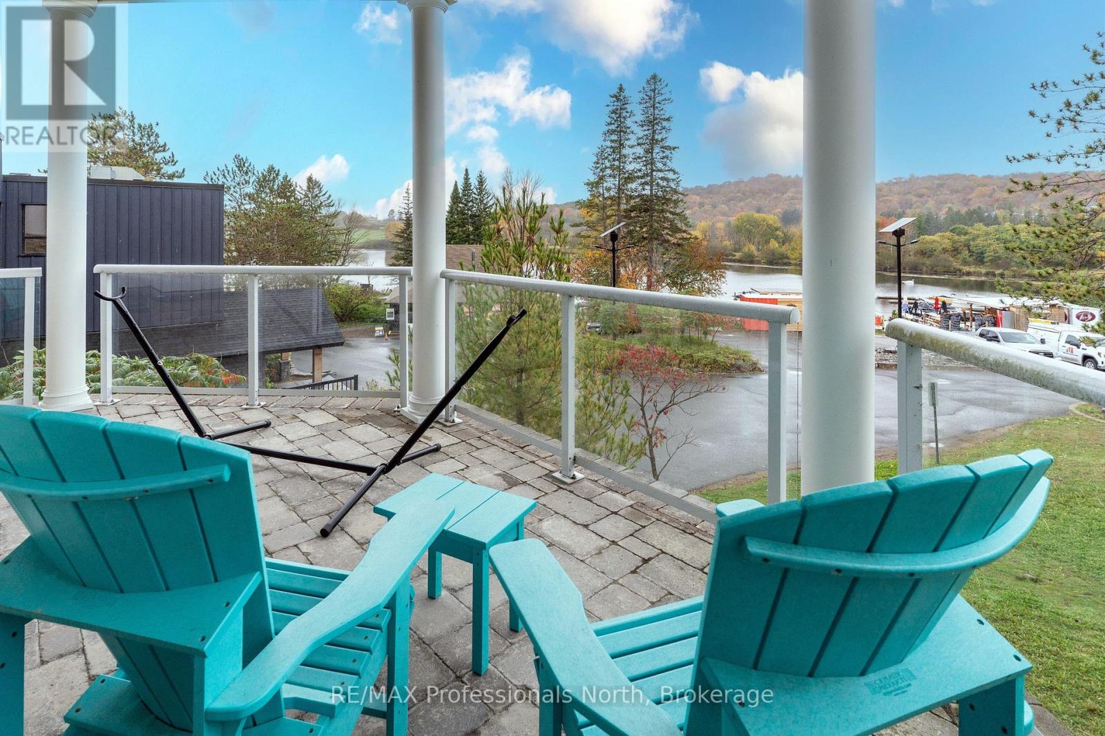 100 - 25 Pen Lake Point Road, Huntsville, Ontario  P1H 1A9 - Photo 18 - X12453981