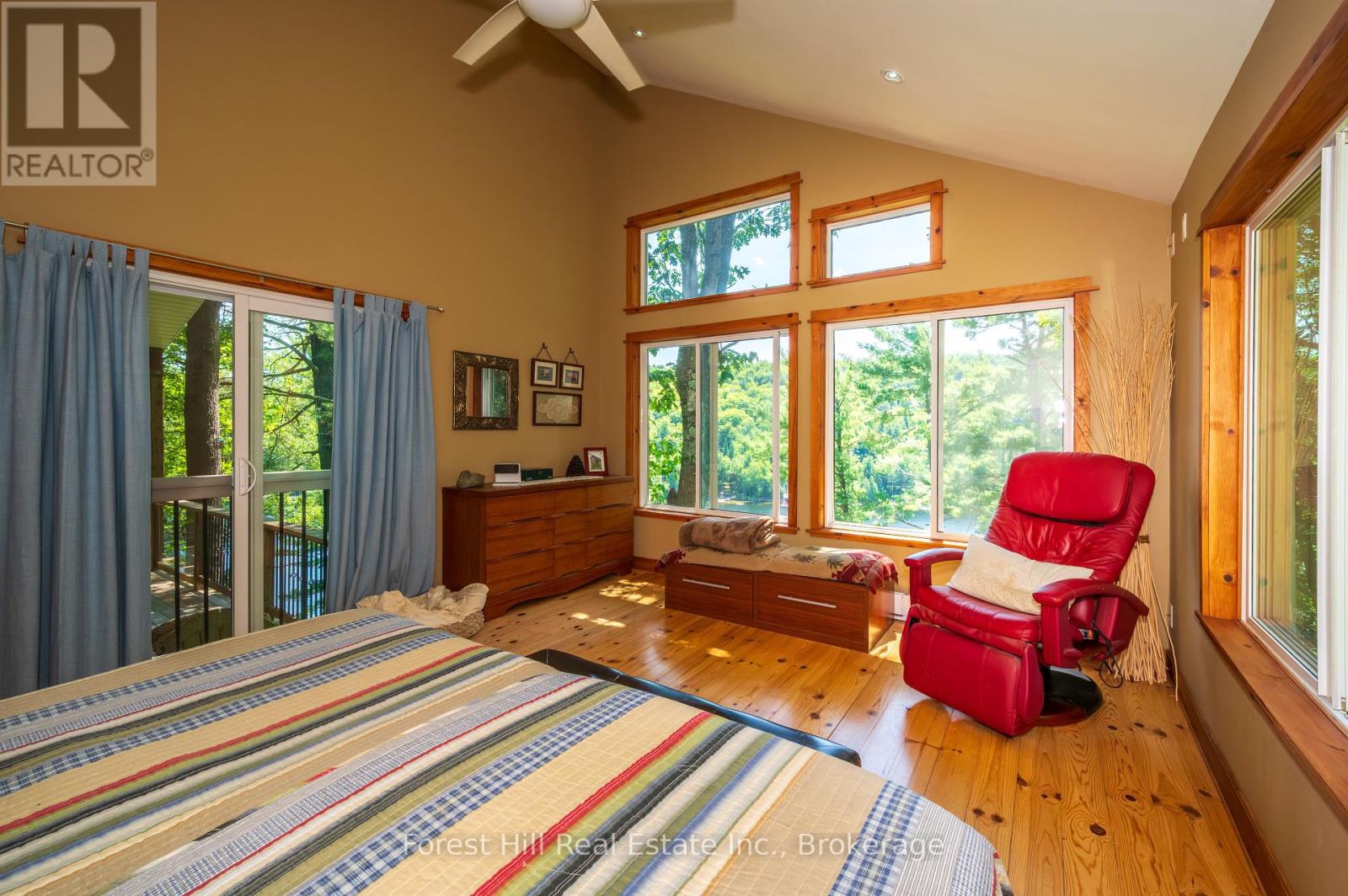 1289 Delbrooke Road, Lake Of Bays, Ontario  P0H 1H0 - Photo 27 - X12454411