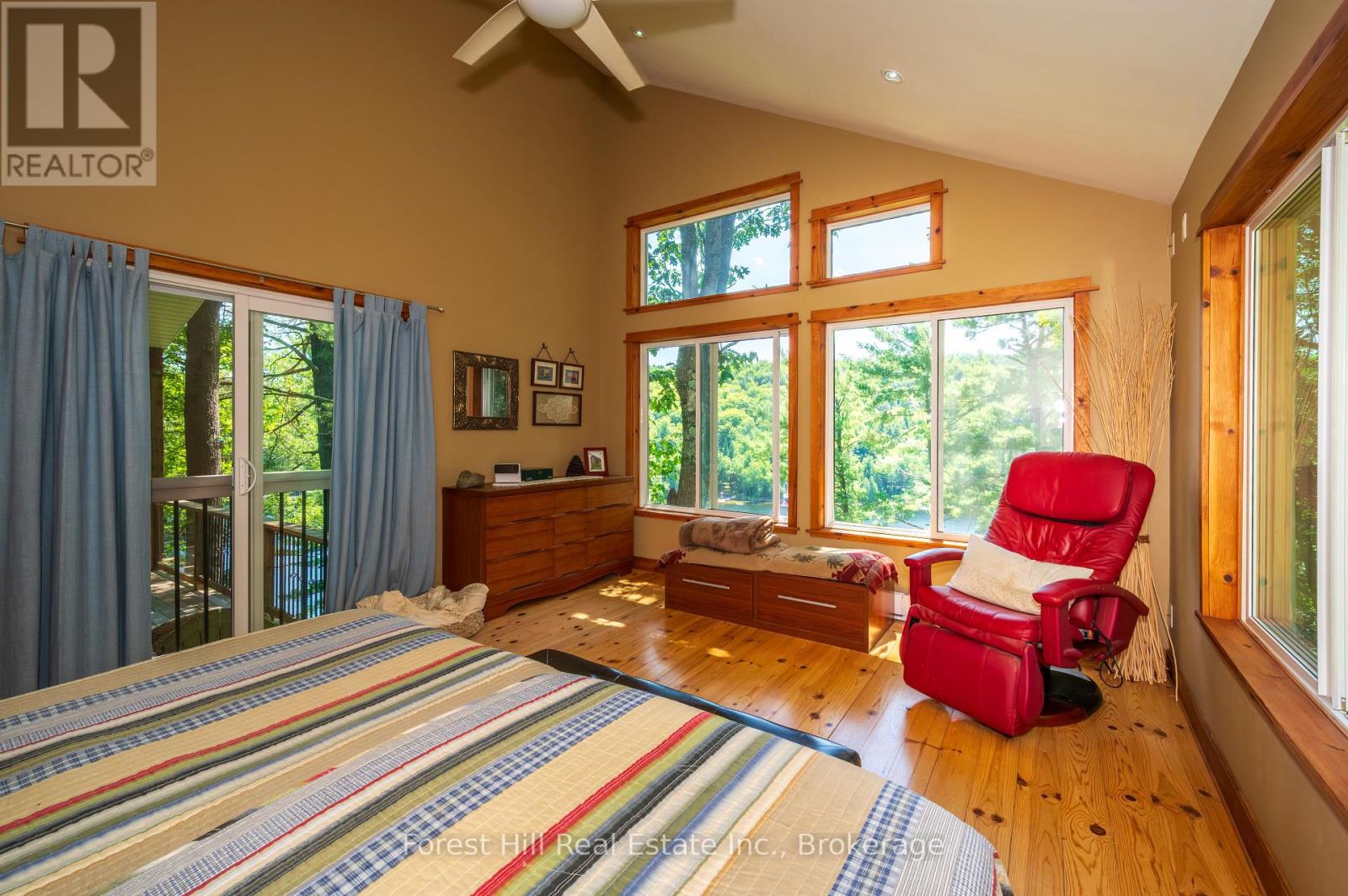 1289 Delbrooke Road, Lake Of Bays, Ontario  P0H 1H0 - Photo 30 - X12454411