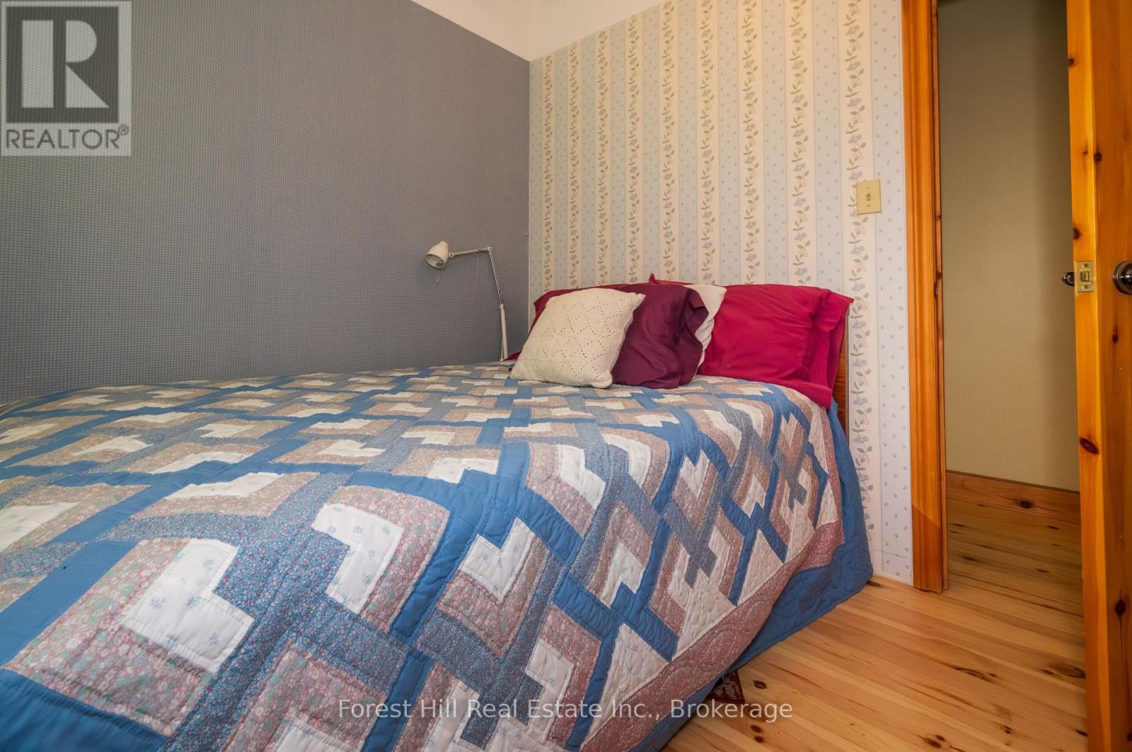 1289 Delbrooke Road, Lake Of Bays, Ontario  P0H 1H0 - Photo 38 - X12454411