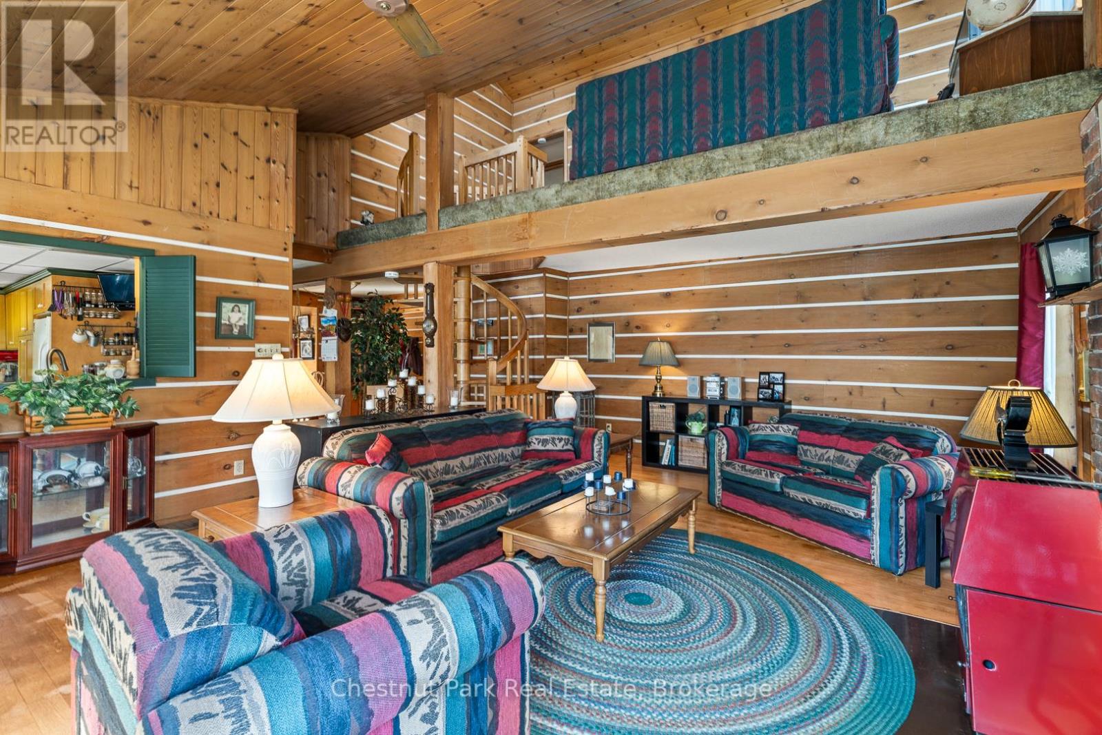 170 Long Point Road, Huntsville, Ontario  P0B 1M0 - Photo 6 - X12455110