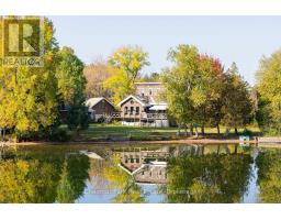 170 LONG POINT ROAD, Huntsville, Ontario