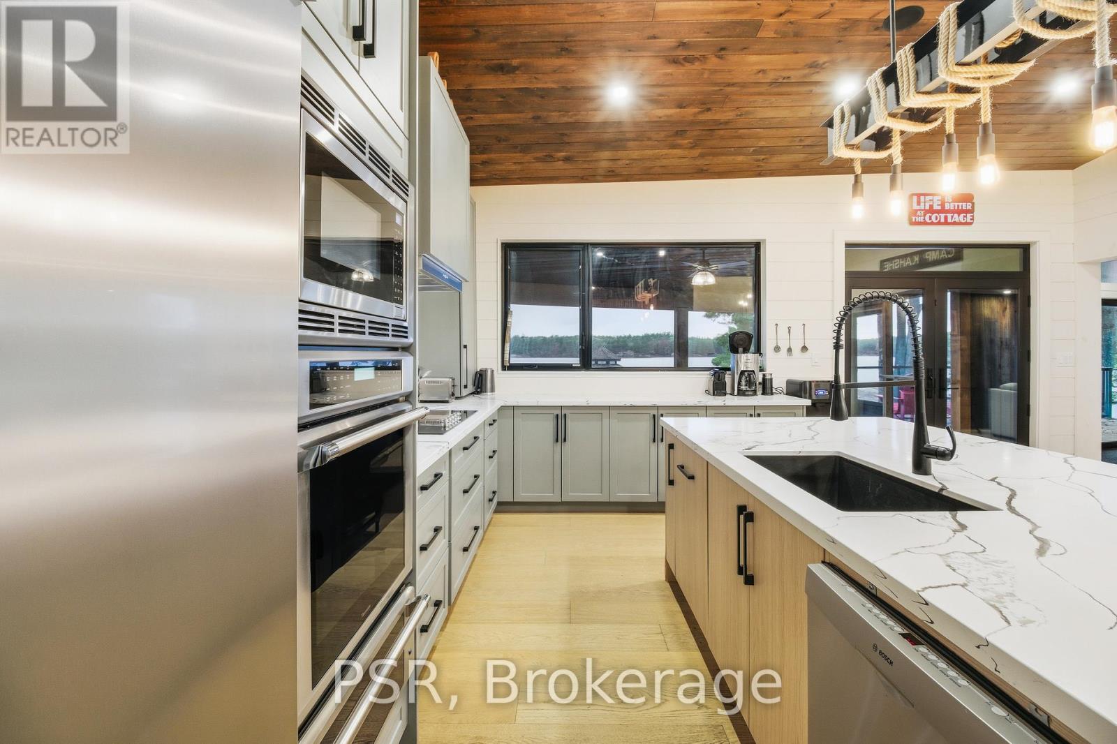 1069 White Eagle Road, Gravenhurst, Ontario  P0E 1G0 - Photo 20 - X12455602