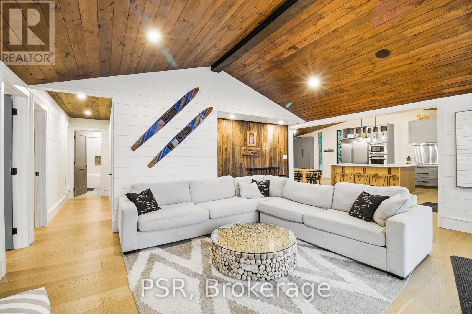 1069 White Eagle Road, Gravenhurst, Ontario  P0E 1G0 - Photo 24 - X12455602