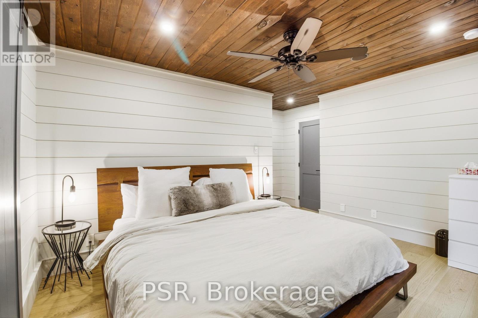 1069 White Eagle Road, Gravenhurst, Ontario  P0E 1G0 - Photo 27 - X12455602