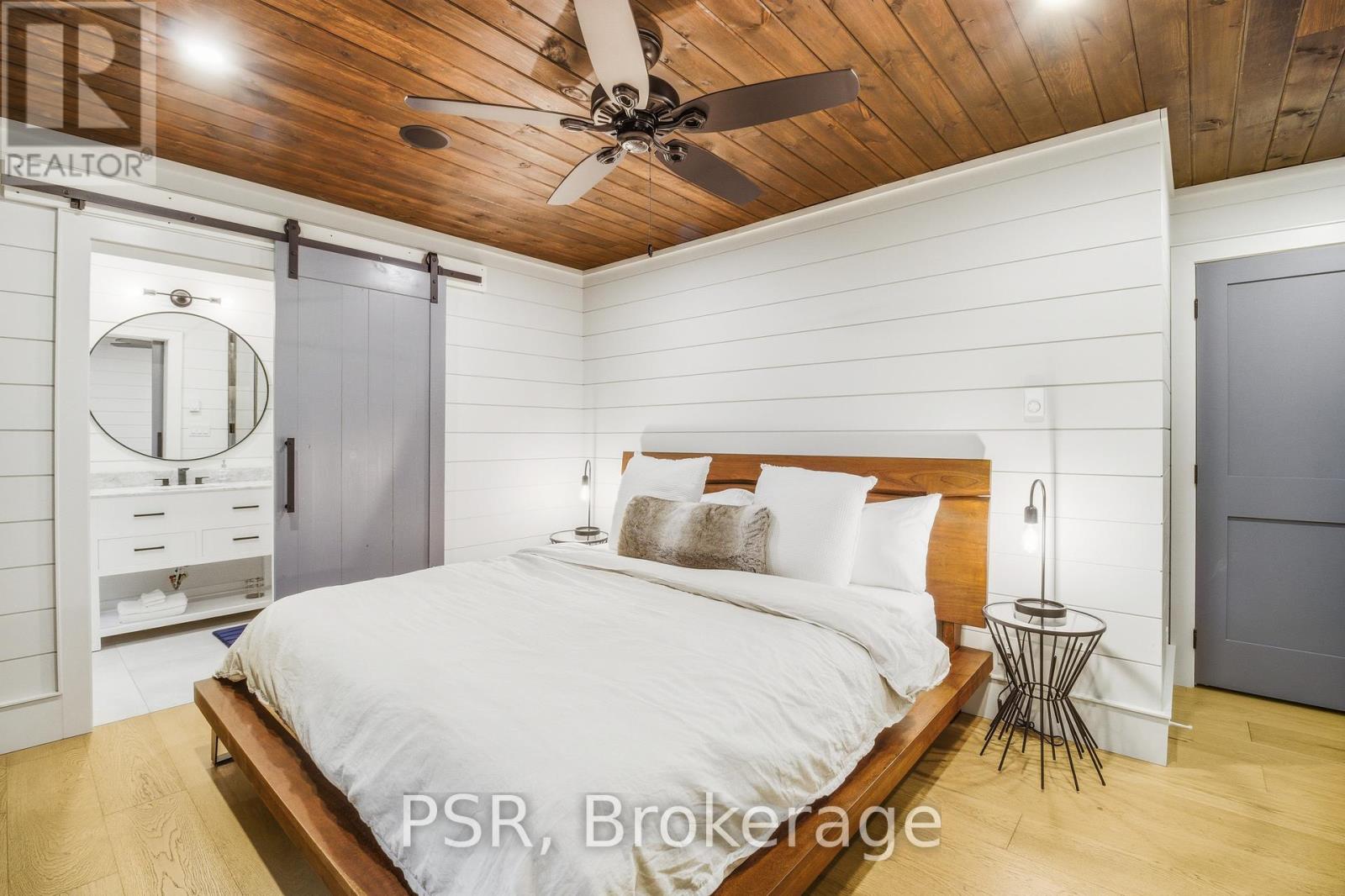 1069 White Eagle Road, Gravenhurst, Ontario  P0E 1G0 - Photo 28 - X12455602