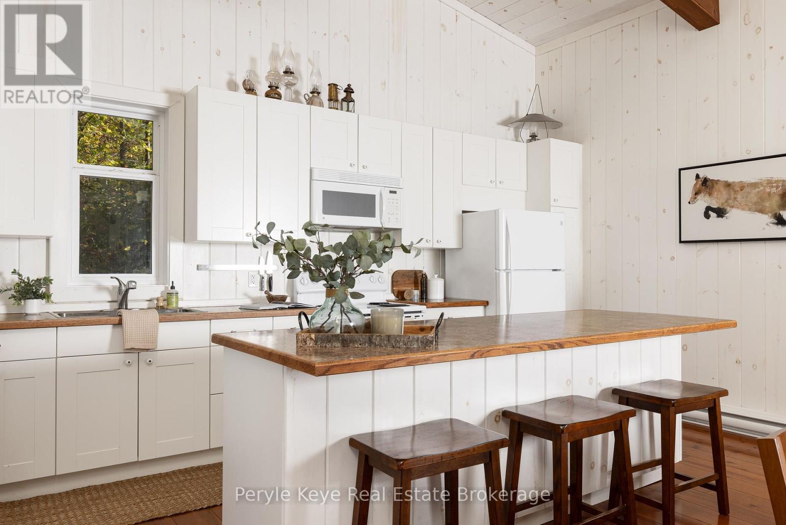 1127 Whispering Pines Trail, Bracebridge, Ontario  P0H 0A9 - Photo 16 - X12455871