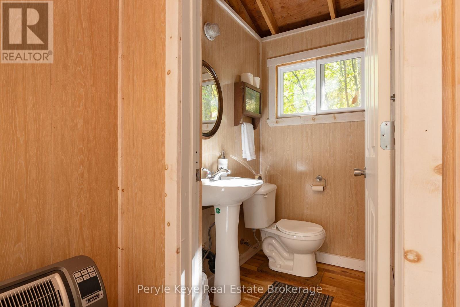 1127 Whispering Pines Trail, Bracebridge, Ontario  P0H 0A9 - Photo 37 - X12455871