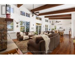 1127 WHISPERING PINES TRAIL, Bracebridge, Ontario